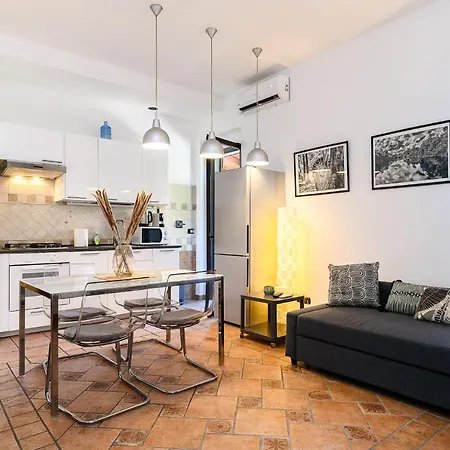 Appartement Cozy With Balcony By Ndp Rent Rome
