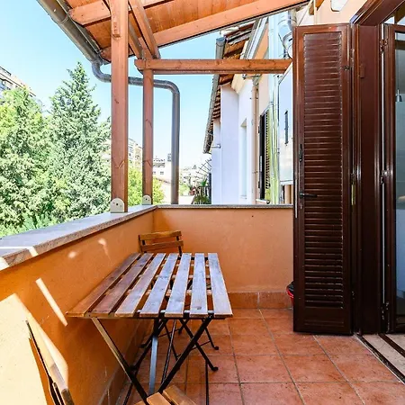 Apartamento Cozy With Balcony By Ndp Rent Roma